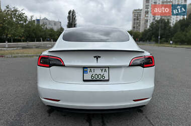 Седан Tesla Model 3 2018 в 