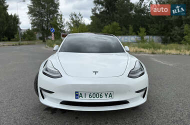 Седан Tesla Model 3 2018 в 