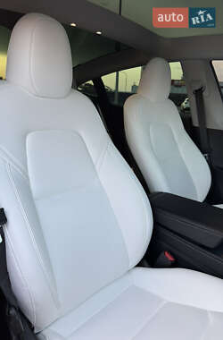Седан Tesla Model 3 2023 в Киеве фото 42 Седан Tesla Model 3 2023 в Киеве