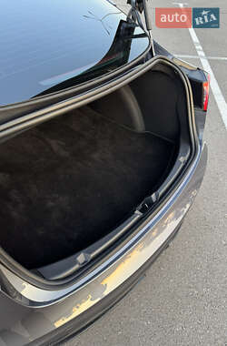 Седан Tesla Model 3 2023 в Киеве фото 57 Седан Tesla Model 3 2023 в Киеве