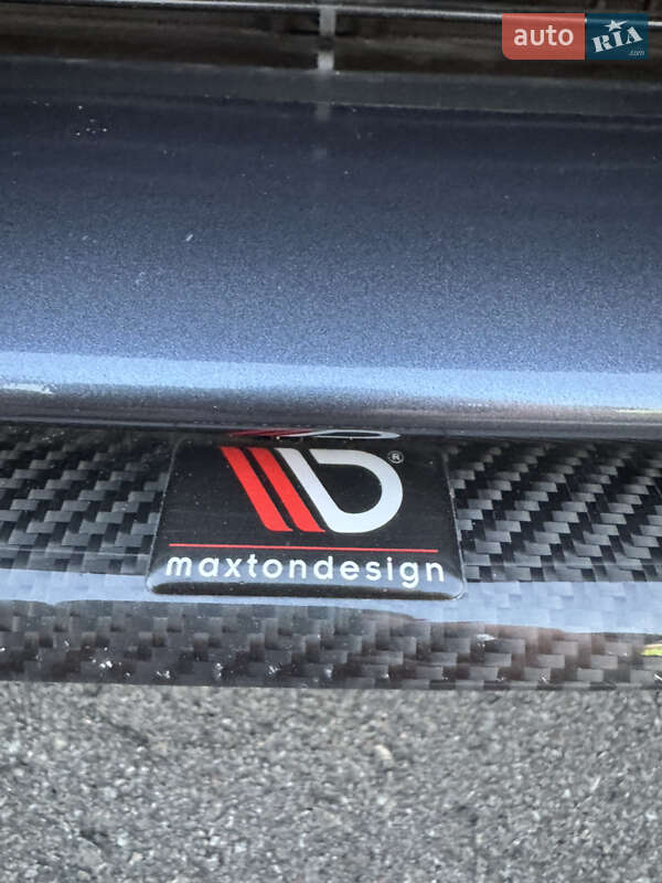 Седан Tesla Model 3 2023 в Києві