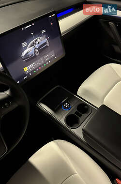 Седан Tesla Model 3 2023 в Киеве фото 67 Седан Tesla Model 3 2023 в Киеве