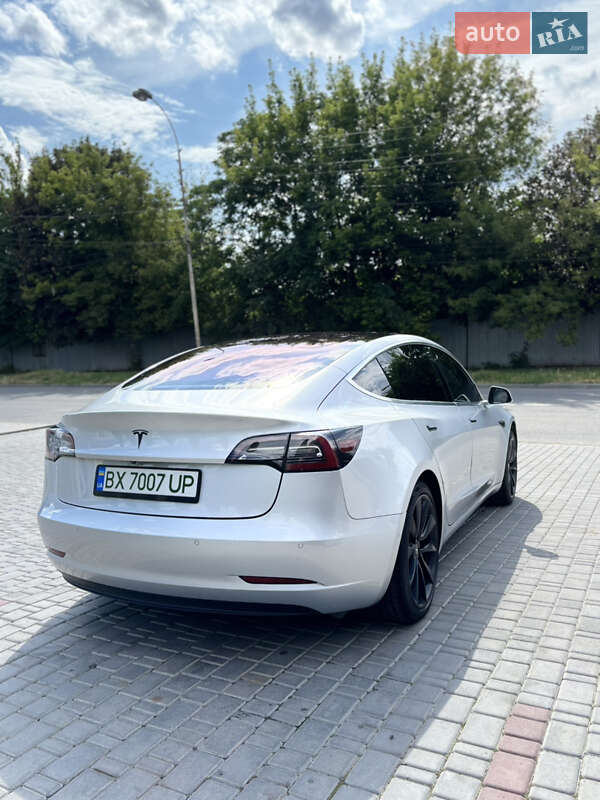 Седан Tesla Model 3 2018 в Каменец-Подольском