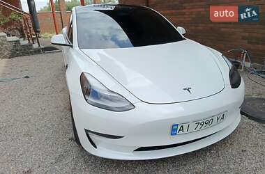 Седан Tesla Model 3 2021 в Києві