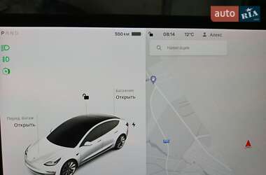 Седан Tesla Model 3 2021 в 