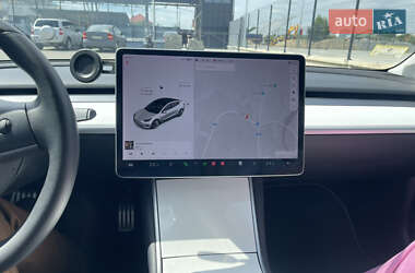 Седан Tesla Model 3 2019 в 