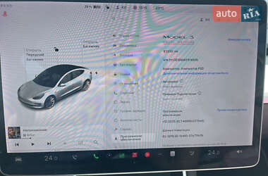 Седан Tesla Model 3 2019 в 