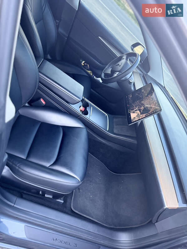Седан Tesla Model 3 2021 в Ужгороде фото 27 Седан Tesla Model 3 2021 в Ужгороде