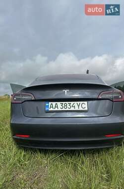 Седан Tesla Model 3 2019 в Києві