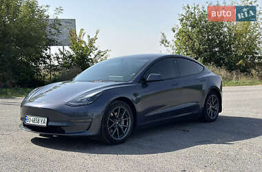 Седан Tesla Model 3 2022 в Хмельницком