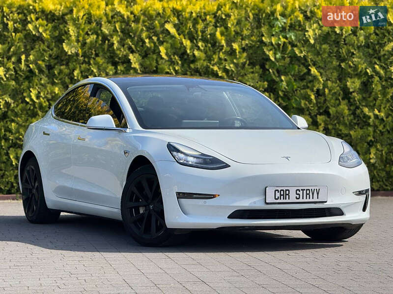 Tesla Model 3 2019