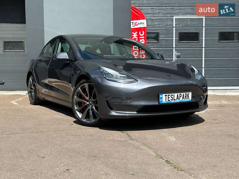 Седан Tesla Model 3 2019 в 