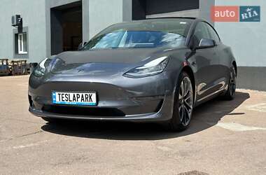 Седан Tesla Model 3 2019 в 