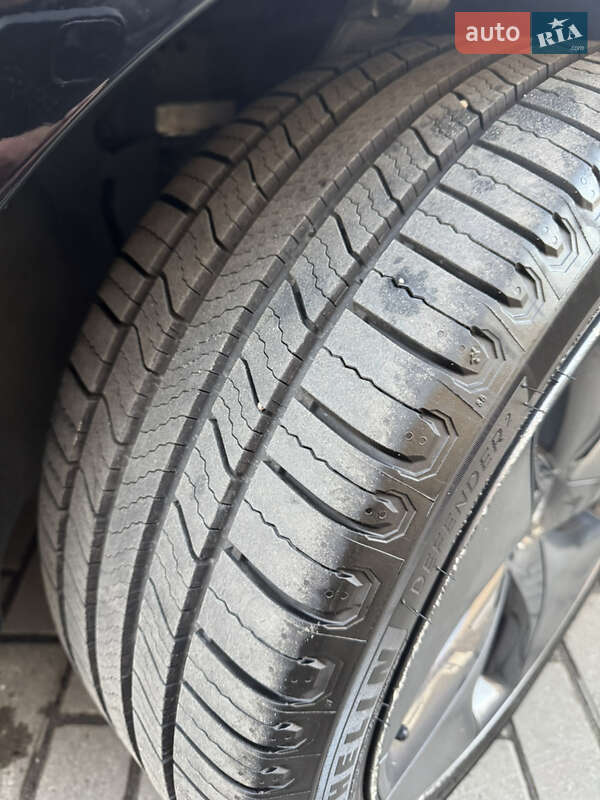 Седан Tesla Model 3 2019 в Владимире
