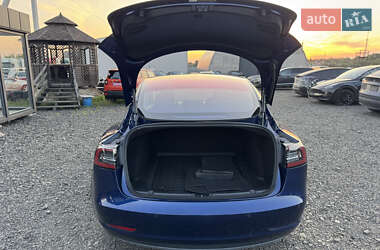 Седан Tesla Model 3 2018 в 