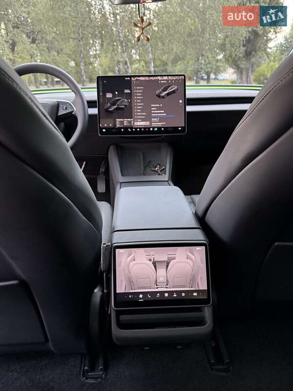 Седан Tesla Model 3 2024 в Кременчуці фото 15 Седан Tesla Model 3 2024 в Кременчуці