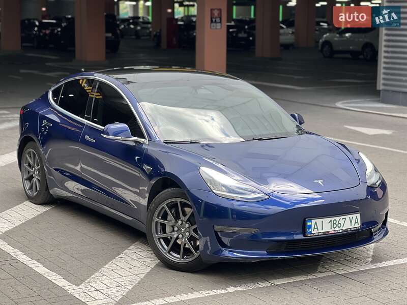 Tesla Model 3 2018