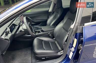Седан Tesla Model 3 2018 в 