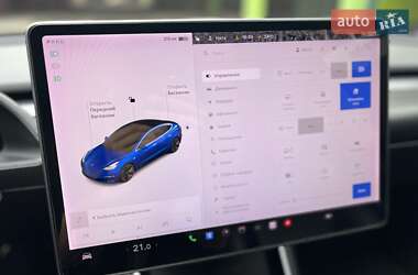 Седан Tesla Model 3 2018 в 
