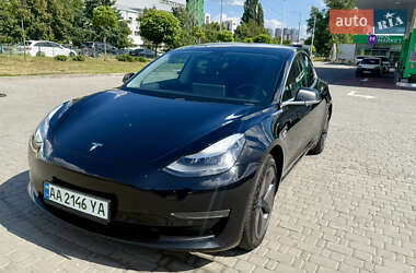 Седан Tesla Model 3 2019 в Киеве