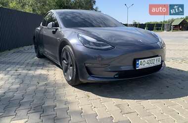 tesla model-3 2019 в Иршава от профессионального продавца Вася