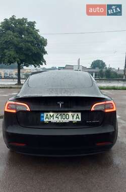 Седан Tesla Model 3 2018 в 