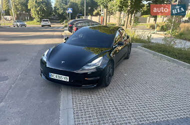 Седан Tesla Model 3 2019 в 