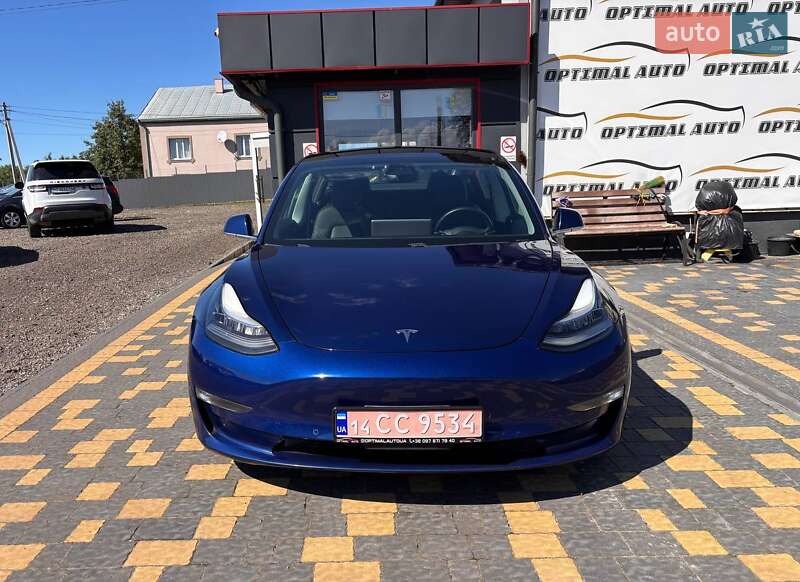 Tesla Model 3 2019