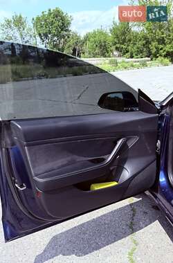 Седан Tesla Model 3 2020 в 