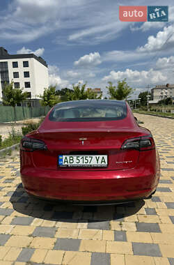 Седан Tesla Model 3 2020 в 