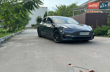 Седан Tesla Model 3 2018 в 