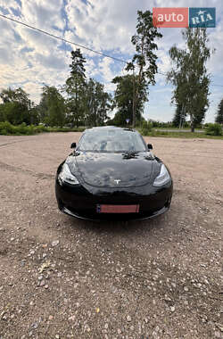 Седан Tesla Model 3 2020 в 