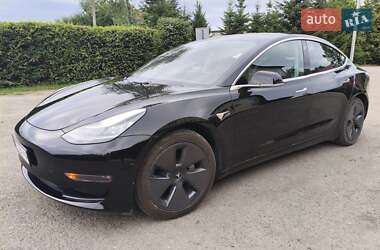 Седан Tesla Model 3 2018 в Ивано-Франковске