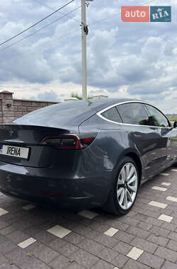 Седан Tesla Model 3 2018 в 
