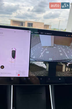 Седан Tesla Model 3 2018 в 