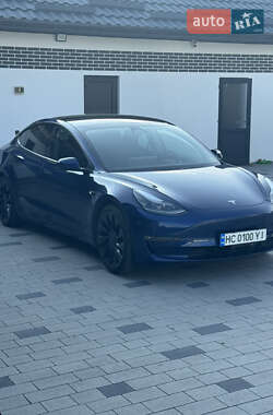 Седан Tesla Model 3 2021 в Львові