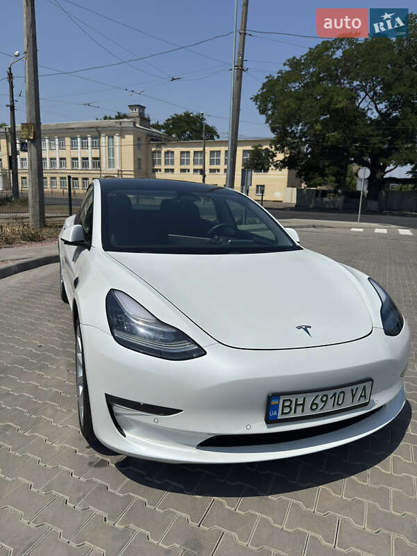 Седан Tesla Model 3 2022 в Одесі
