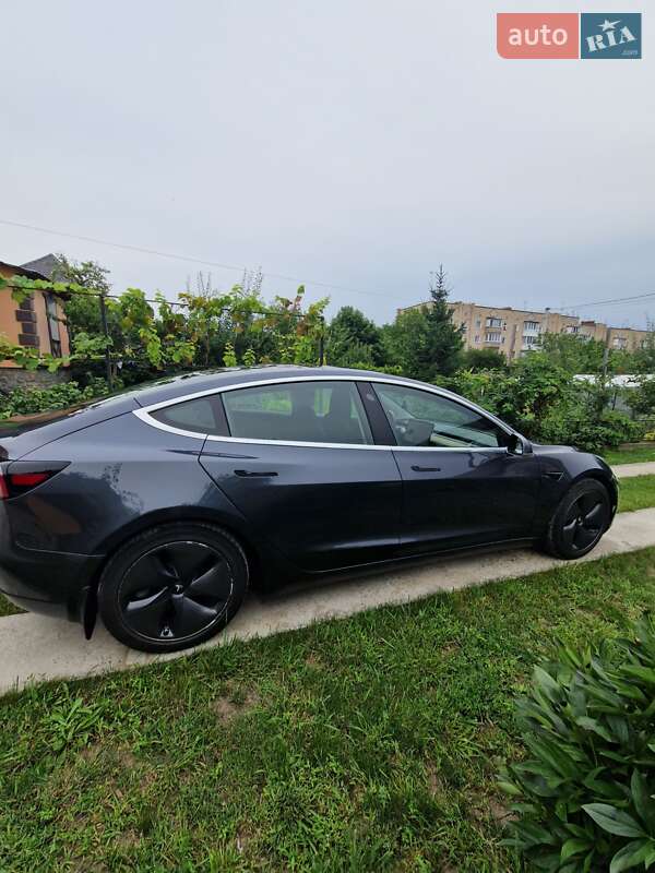 Седан Tesla Model 3 2019 в Кам'янець-Подільському