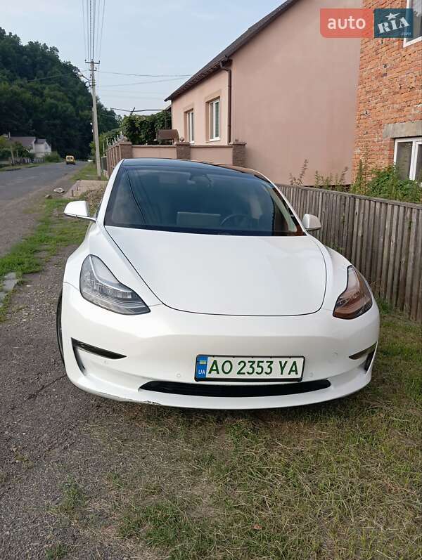 Седан Tesla Model 3 2020 в Хусті фото 8 Седан Tesla Model 3 2020 в Хусті