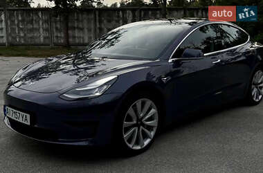 Седан Tesla Model 3 2019 в 