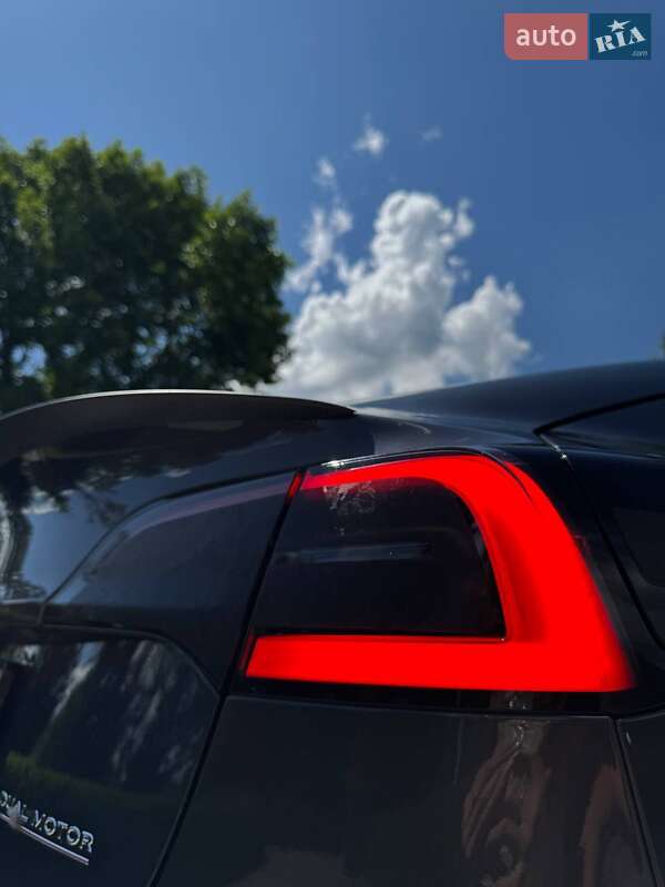 Седан Tesla Model 3 2023 в Львове фото 8 Седан Tesla Model 3 2023 в Львове