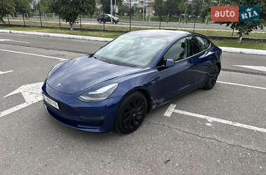 Седан Tesla Model 3 2021 в Дніпрі