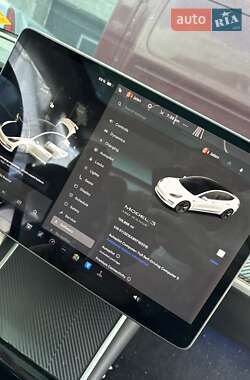 Седан Tesla Model 3 2019 в 