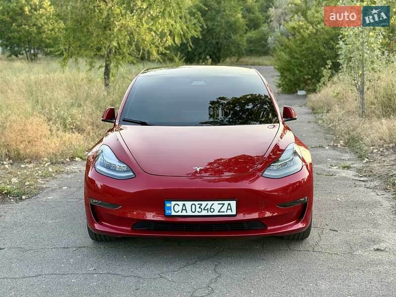 Седан Tesla Model 3 2020 в Каменском