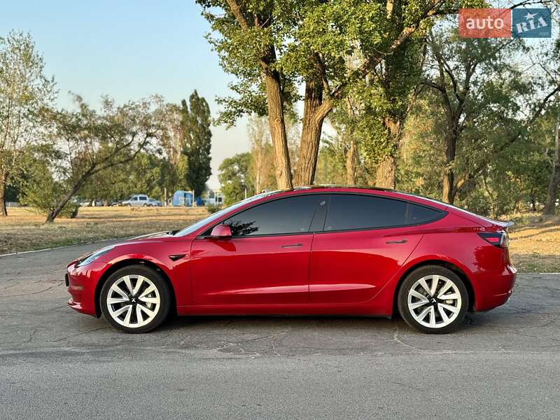 Седан Tesla Model 3 2020 в Каменском