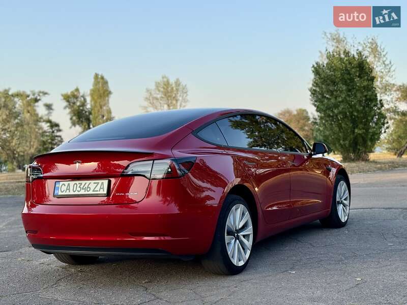 Седан Tesla Model 3 2020 в Каменском