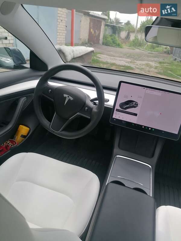 Седан Tesla Model 3 2021 в Харькове