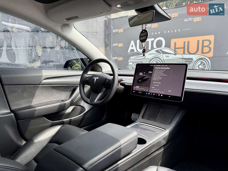Седан Tesla Model 3 2023 в Харькове