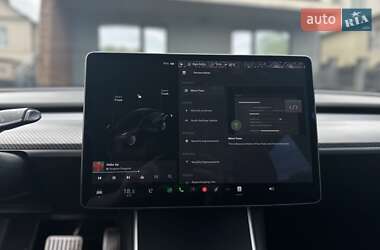 Седан Tesla Model 3 2019 в 