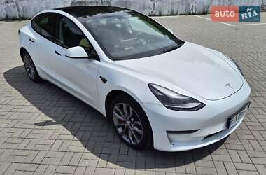Седан Tesla Model 3 2022 в Хмельницком